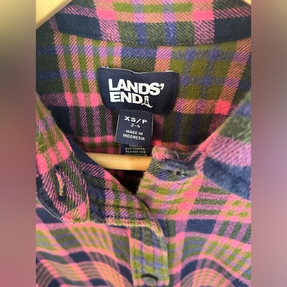 Lands End Women’s Flannel Button Down - Picture 2 of 3